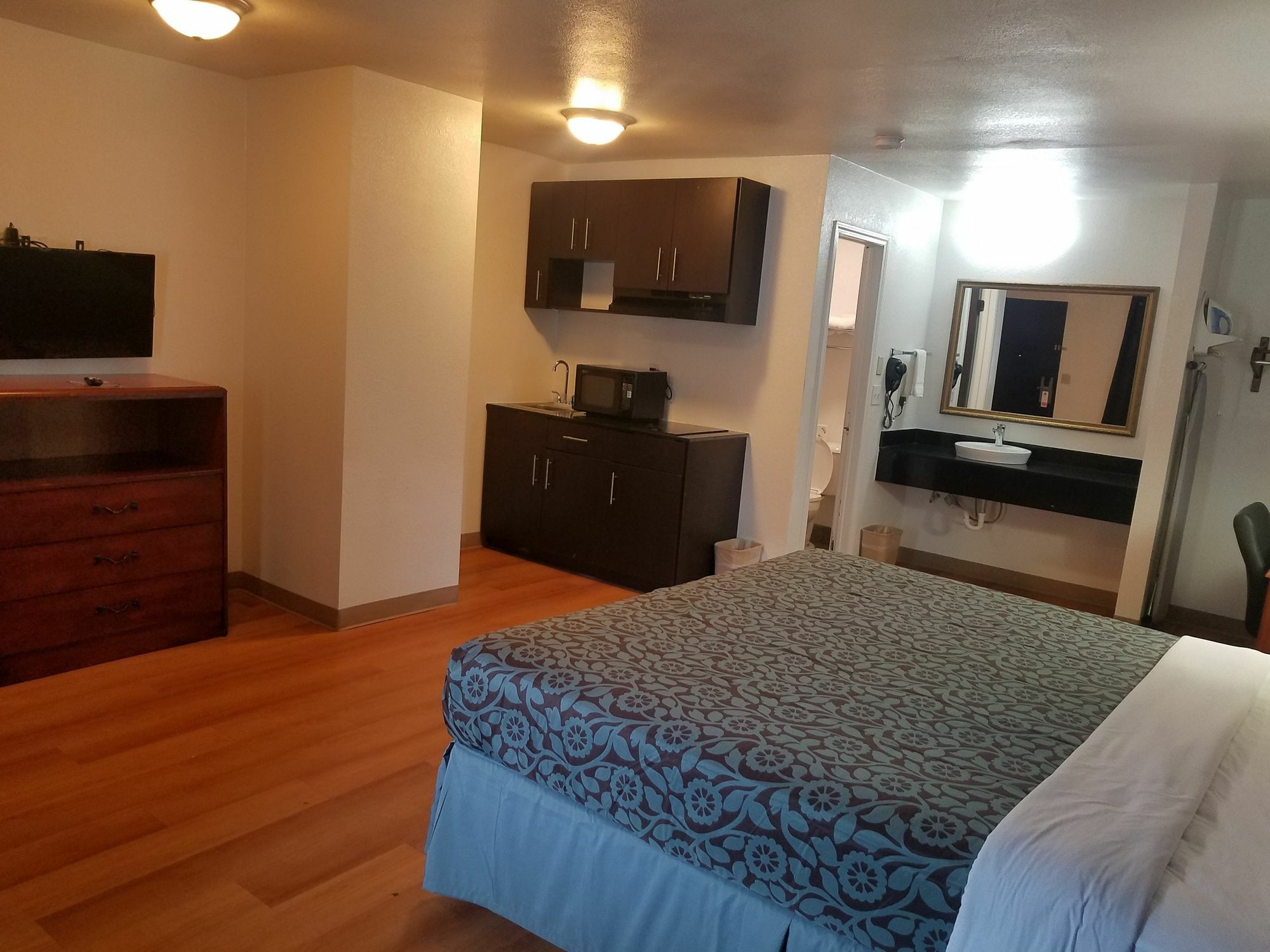 Days Inn By Wyndham Oklahoma City Nw Expressway Warr Acres Kültér fotó